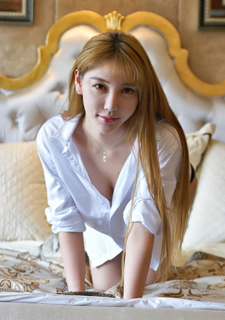 最豪车模田紫紫私房性感图赏(5)