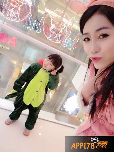 口袋侏罗纪辣妈萌娃cos恐龙