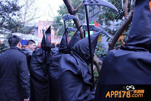 3000亿够不够 《太极熊猫》火锅引爆年会欢乐