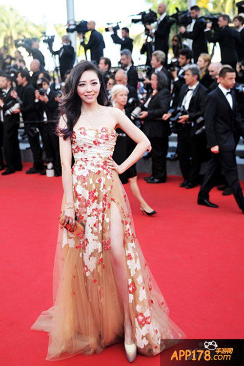 张靓颖重磅代言《盗梦英雄》