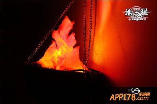 《地下城堡》人气飙升 原点倾力打造同主题密室逃脱