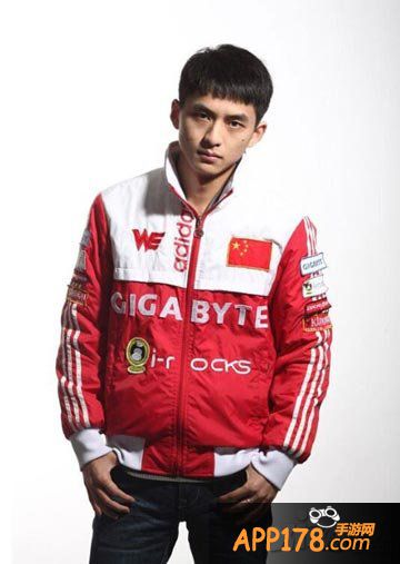 召唤师联盟代言人