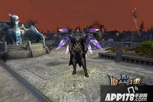 破碎虚空而来，光与剑的凝炼