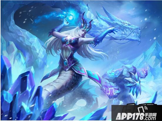 召唤女王——万圣龙女