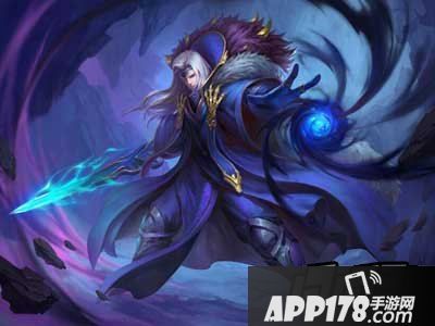 乱斗西游2北海龙王装备的选择是近期非常受关注的