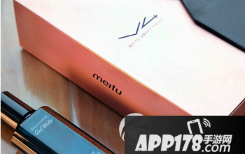 美图v4和iphone6plus哪个好用 iphone6plus和美图v4对比