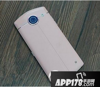 美图v4和卡西欧哪个好用 卡西欧tr500数码相机和美图v4对比1