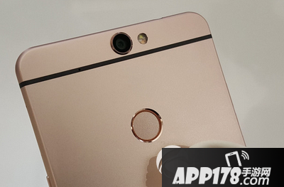 酷派锋尚max怎么样 酷派锋尚max评测5