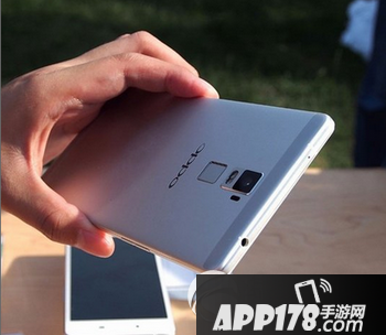 oppo r7和小米4哪个好用 小米4和oppo r7对比1