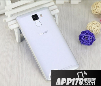 红米note3和华为荣耀7哪个好用 华为荣耀7和红米note3对比1