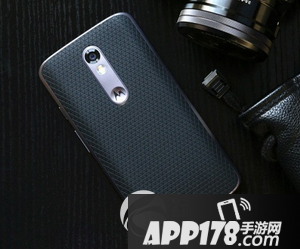 moto x极怎么样 摩托罗拉moto x极评测视频5