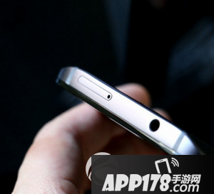 moto x极怎么样 摩托罗拉moto x极评测视频8