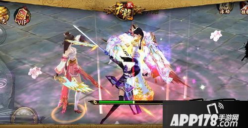 楚楚动人的峨嵋妹子