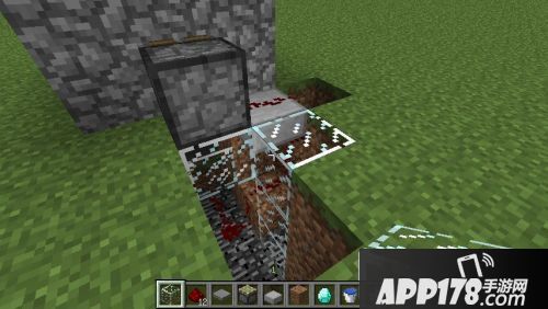《我的世界》钻石陷阱制造攻略