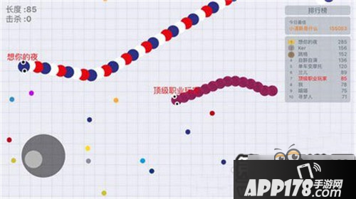 贪吃蛇大作战在混战中生存的方法分享