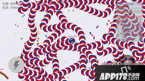 贪吃蛇大作战遇到侧撞的正确化解方法分享