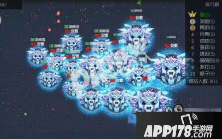 球球大作战怎么踏球 踩球搭桥母体踏球教程