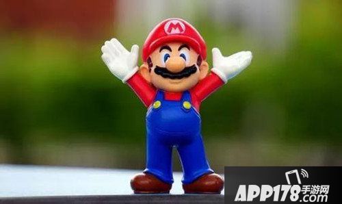 超级马里奥跑酷怎么反弹跳跃