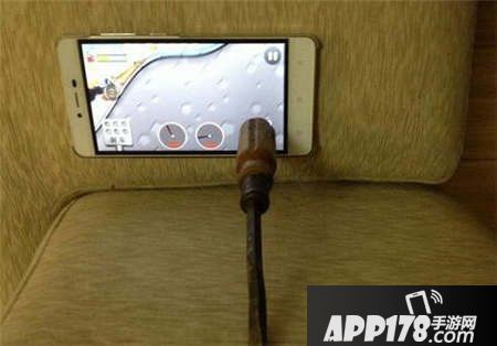 登山赛车高速赛车全自动刷金币攻略