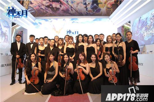 神无月引爆跨次元夏日狂欢