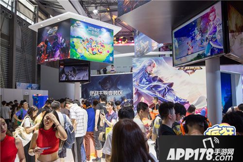 疯狂贪吃蛇chinajoy