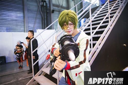 甲铁城的卡巴内瑞下载 