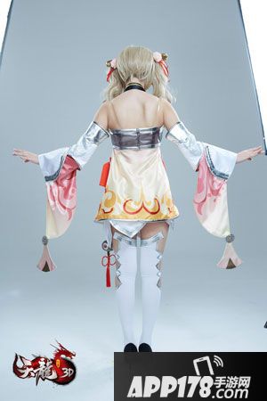 天龙3D美女玩家