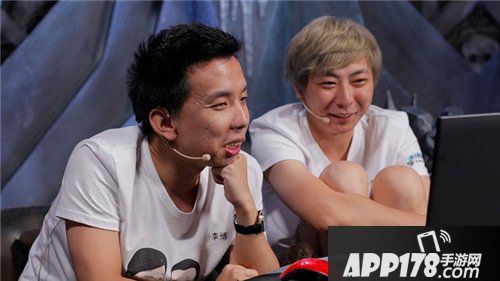 炉石传说双人现开赛冰封王座篇 首日比赛战报