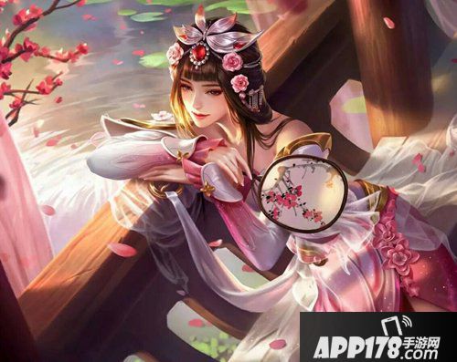 王者荣耀甄姬玩法攻略 王者荣耀甄姬怎么玩