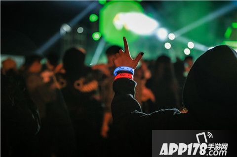 魂斗罗归来狂野 