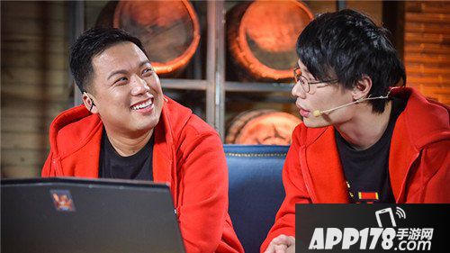 炉石传说双人现开赛新年篇首日战报 狗贼Nami成功晋级