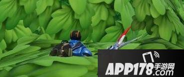 堡垒之夜手游挂树技巧 堡垒之夜手游怎么挂树