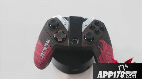 流星蝴蝶剑手游全新内容曝光 玩家甚至能变狗