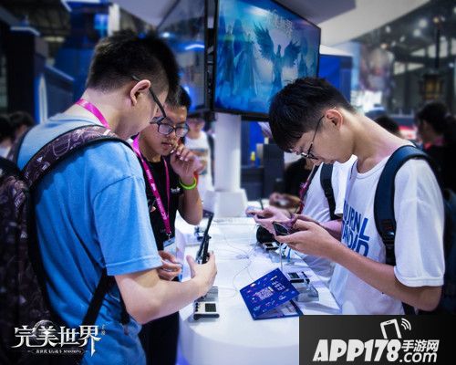 2018 Chinajoy：《完美世界》手游现场火爆重温经典回忆