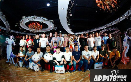 大话西游手游国风时光巡礼新乡站回顾 兄弟齐聚贺十六周年