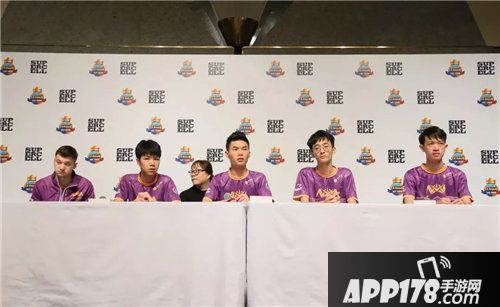 皇室战争crl冠军战队nova赛后采访