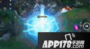 小米超神堡垒机甲重磅登场