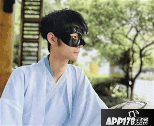 英雄爱三国cos古装秀