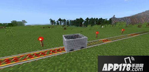 我的世界动力铁轨制作方法