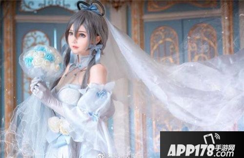 蜀门手游为洛天依点赞