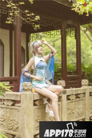 蜀门手游洛天依绝美cos集锦