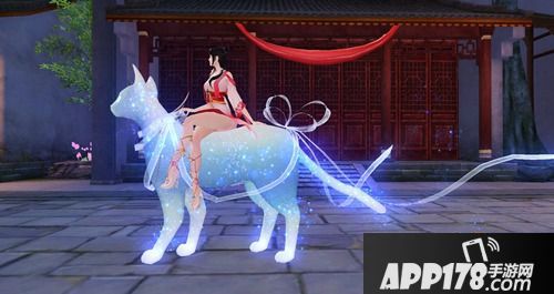 化蝶翩翩游大荒!《天下》手游全新蝶翼外观美瞎众人