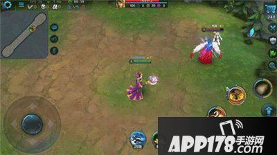 英魂之刃口袋版埃及艳后技能是什么