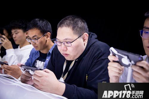 英雄联盟手游曝光