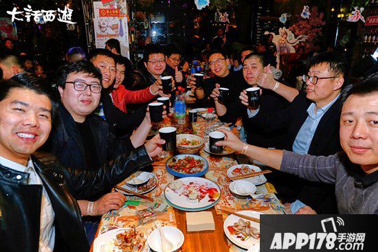 大话西游手游时光巡礼郑州站见证甜蜜 现场表白