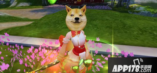 天下手游全新汉服邀你共赏 暗夜中盛放的玫瑰