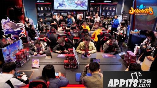 小冰冰传奇全民实力挑战赛武汉首战结束