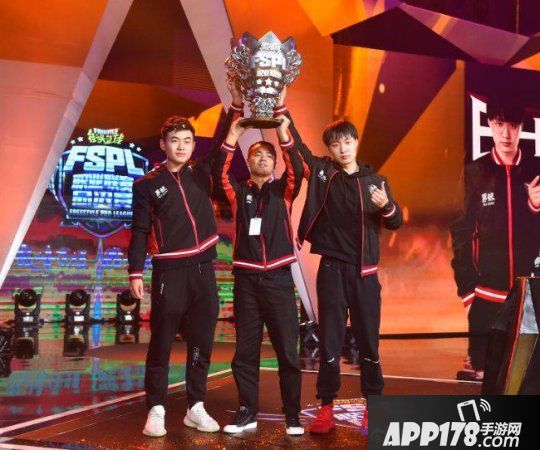 后浪崛起 《街头篮球》FSPL职业新赛季选手将分级