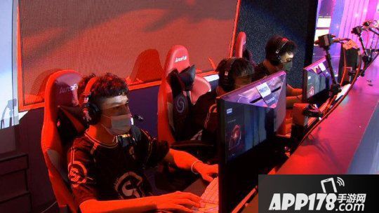 《街头篮球》FSPL首周最佳新秀出炉 Onestar小鼻荣膺