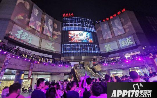 上海加速电竞布局 《街头篮球》FSPL引发全民体育热潮